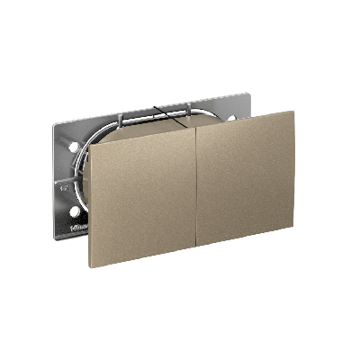 Розетка ATLASDESIGN двойная с заземлением со шторками сдвижная крышка 16А в сборе шампань